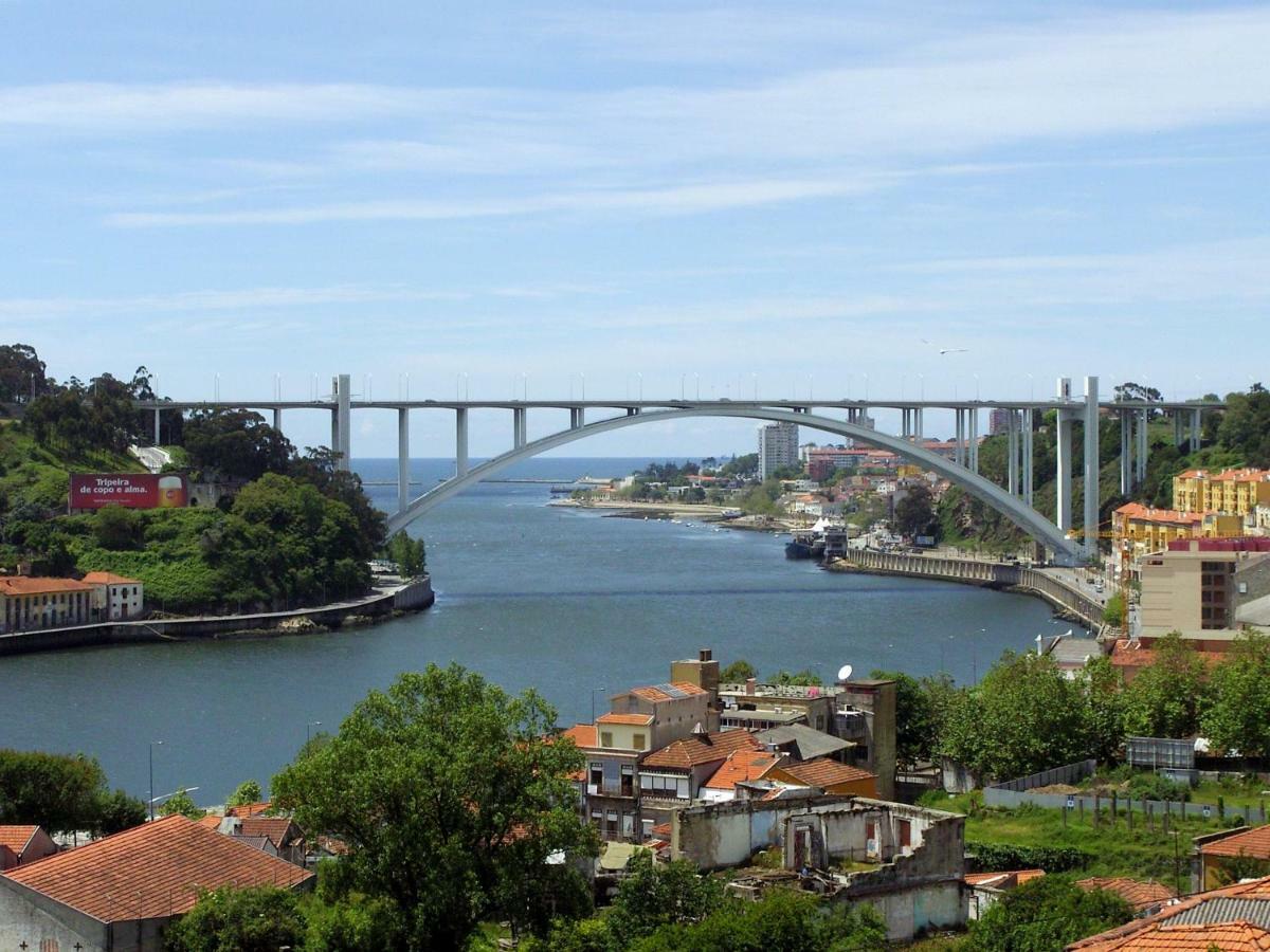 Ninon- Premium Trindade By Porto City Hosts Bagian luar foto